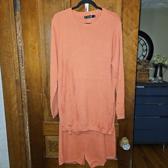 NENONA Women's XL Orange Two Piece Outfit Long Sleeve Tunic Sweater & Shorts - Picture 3 of 9